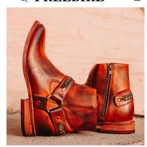 Freebird Men's Rustic Leather Western Boots